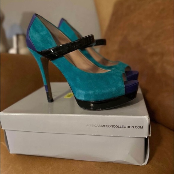 Jessica Simpson pumps - Picture 4 of 4